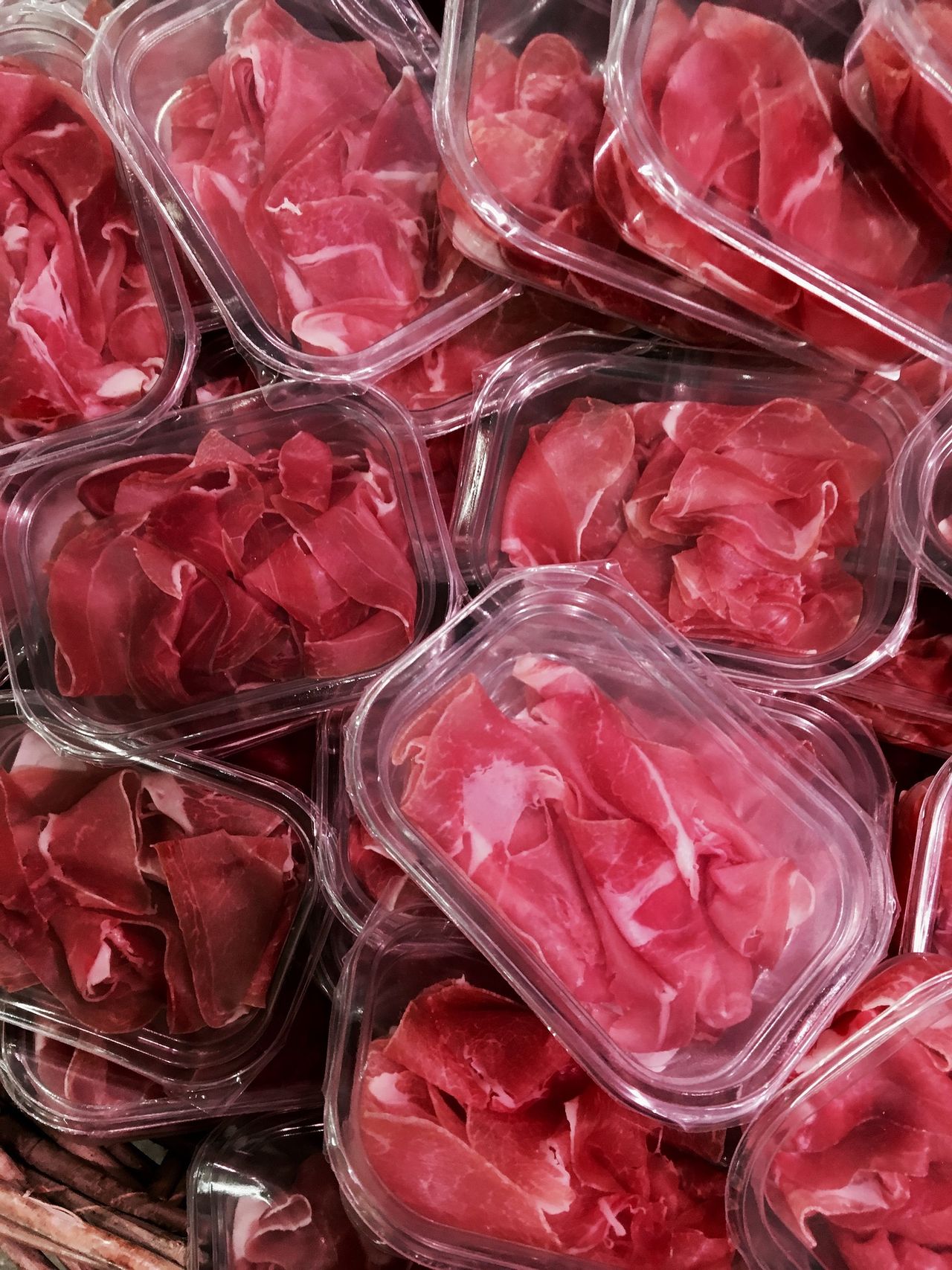 Partnership to train packaging specialists to reduce agri-food plastic use