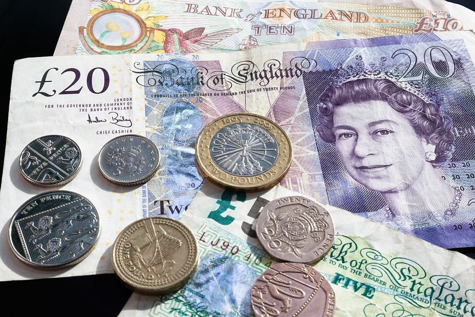 Welsh farmers facing 'increasingly severe financial squeeze' - FUW