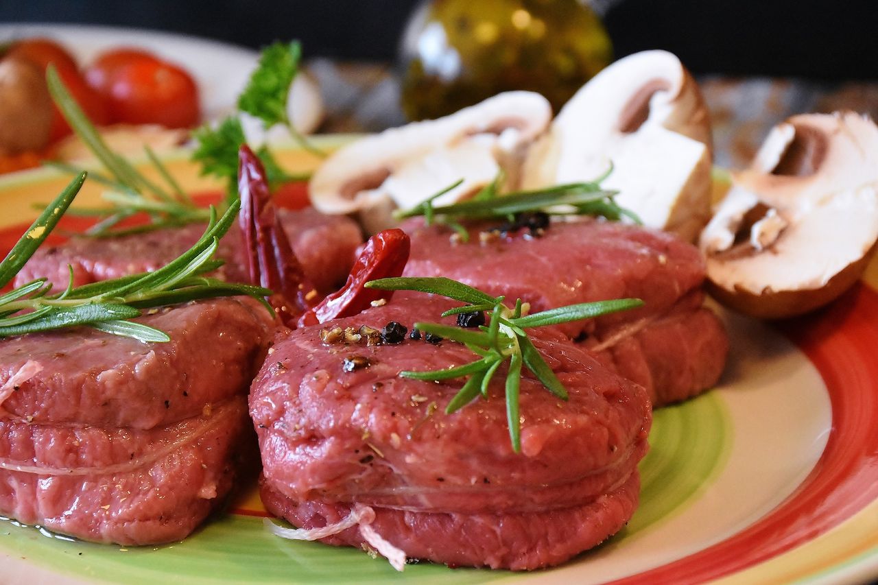 Higher beef volume: ‘Romance seems to mean steak’ – AHDB
