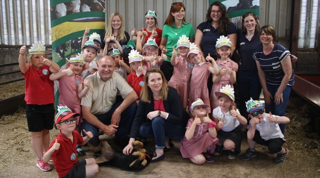 NFU Cymru launches new bilingual education resources