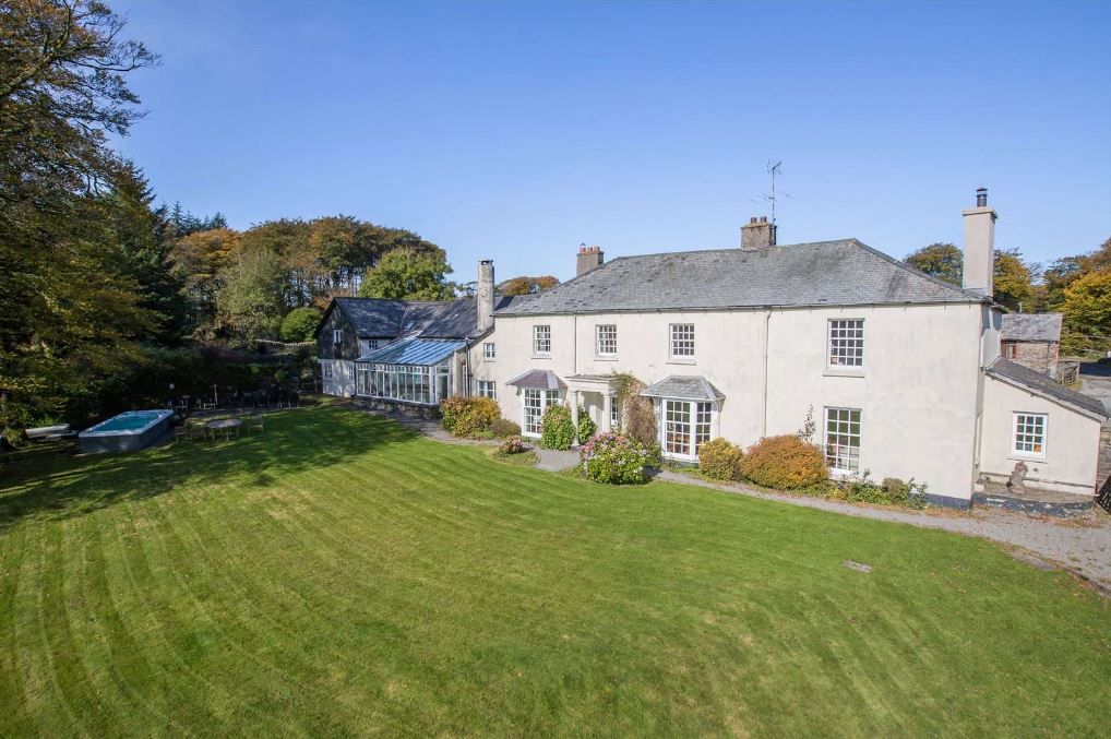 Attractive agricultural and moorland estate for sale on 894ac