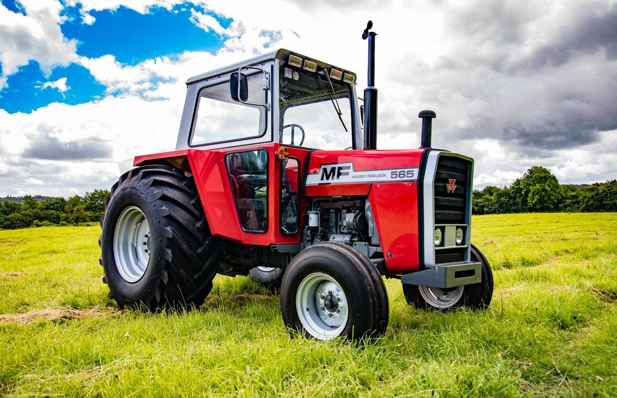 Classic corner: Massey 565 brings back fond memories in Carlow