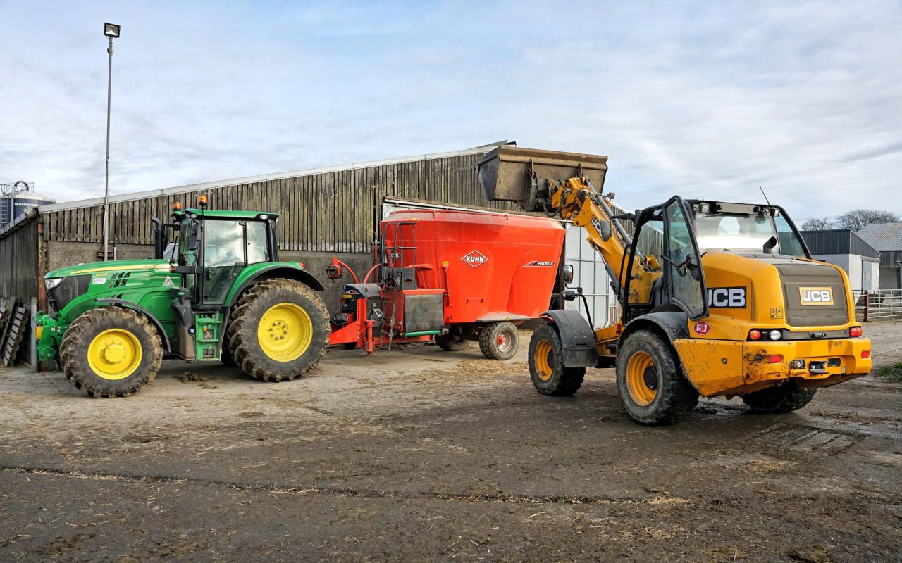 Machinery Focus: Video – Kuhn’s answer to complete diet feeding