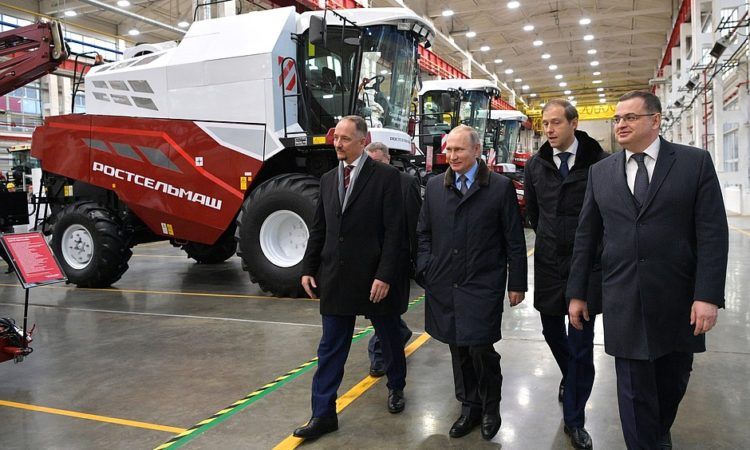 If Putin lost the presidency he'd 'become a combine operator'