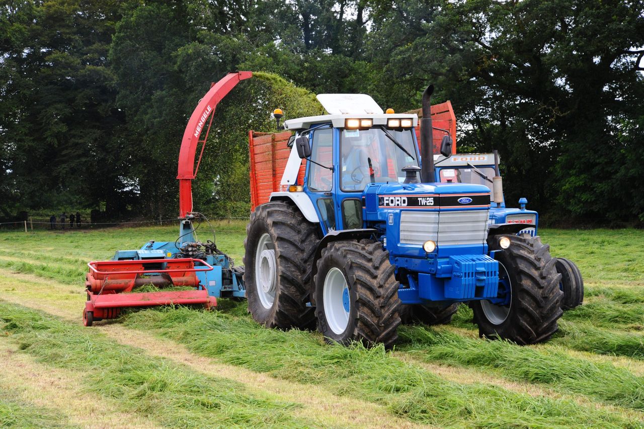 By the late 1980s the TW range was getting a little tired and Ford was planning its replacement