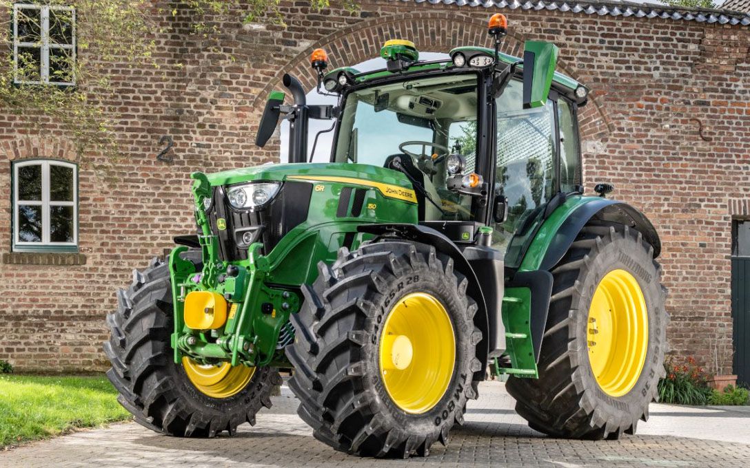 Transport and loader specialists in John Deere 6R line up