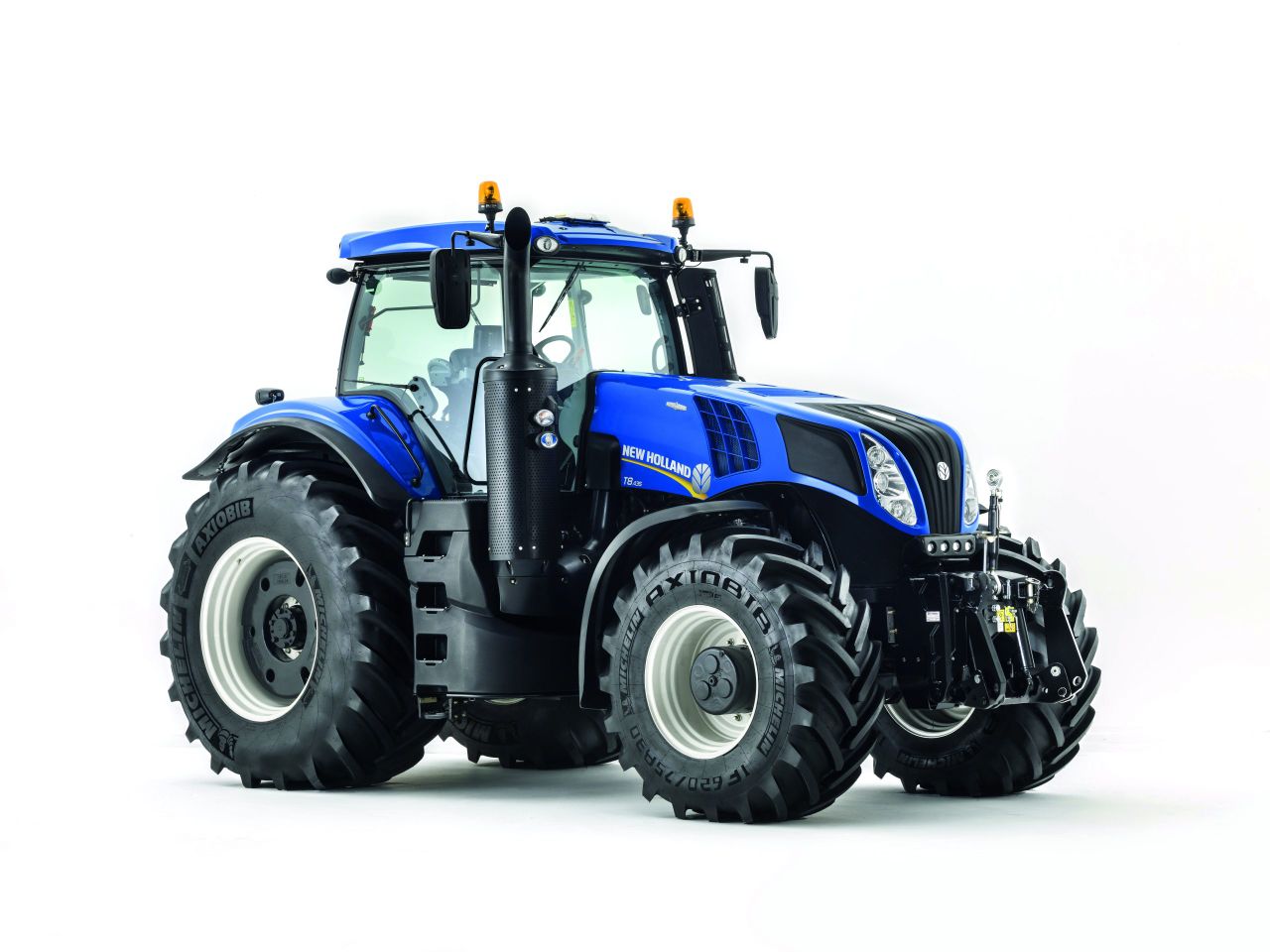 New Holland upgraded T8 tractor range set for UK debut at LAMMA 2015