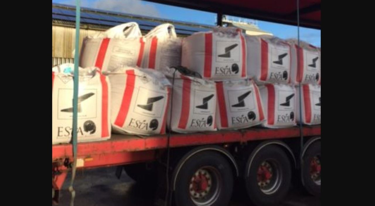 Agricultural haulage company fined after driver falls from trailer