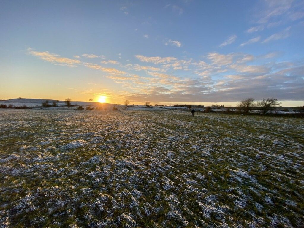 UK cold weather alert extended to Wednesday