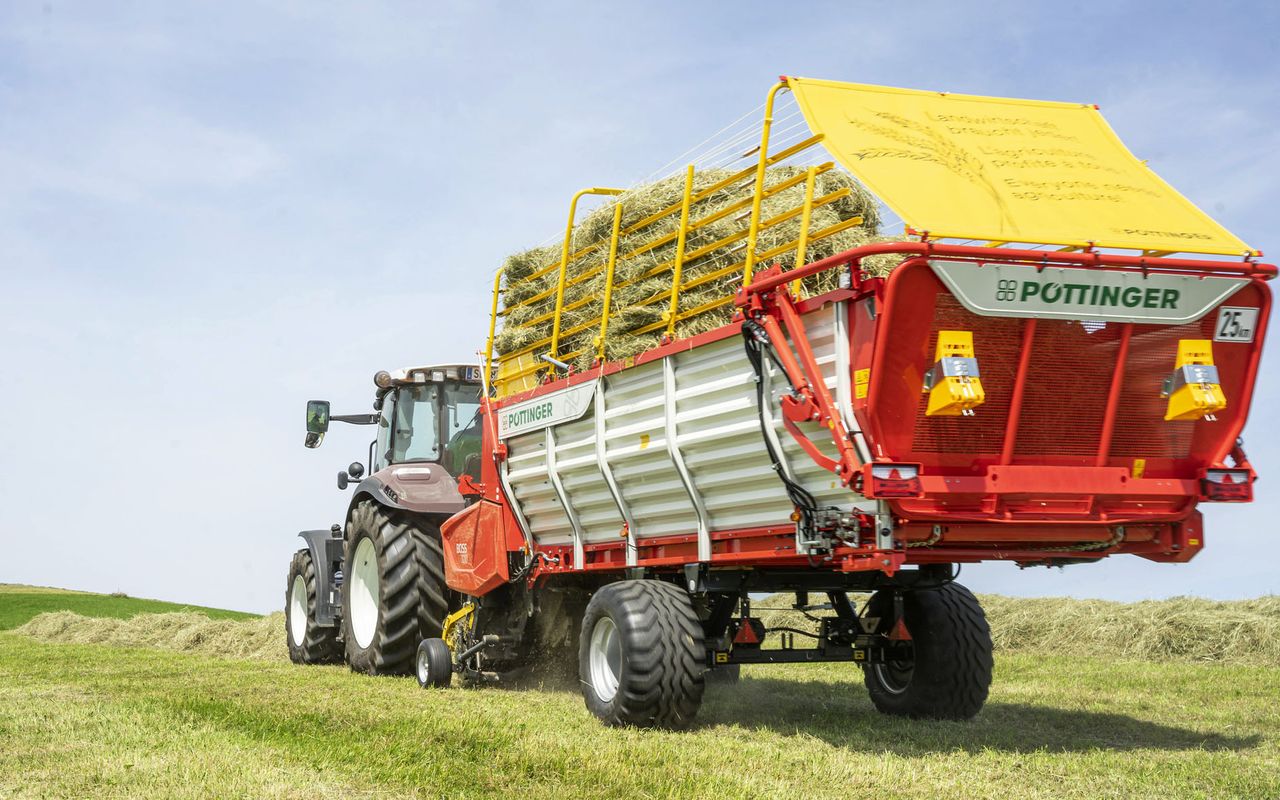 Silage flexibility with a Pottinger forage wagon