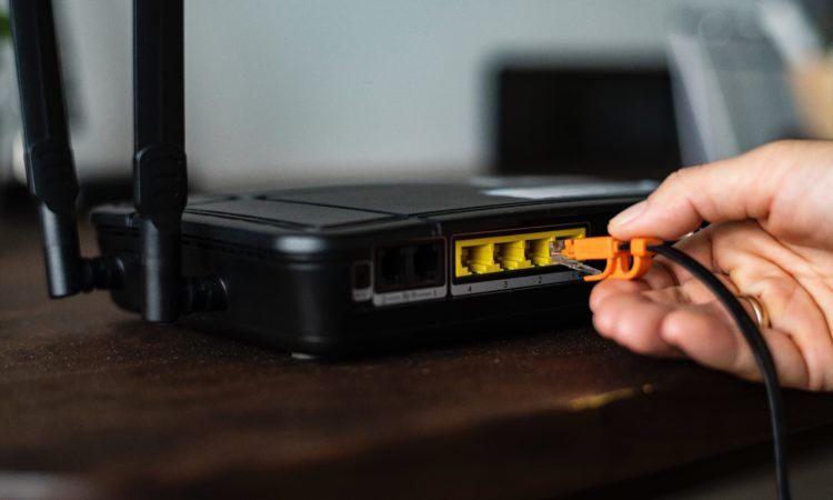 Welsh survey highlights digital divide in broadband connectivity