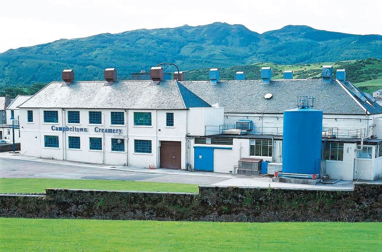 Scottish farmers launch bid to save creamery from closure
