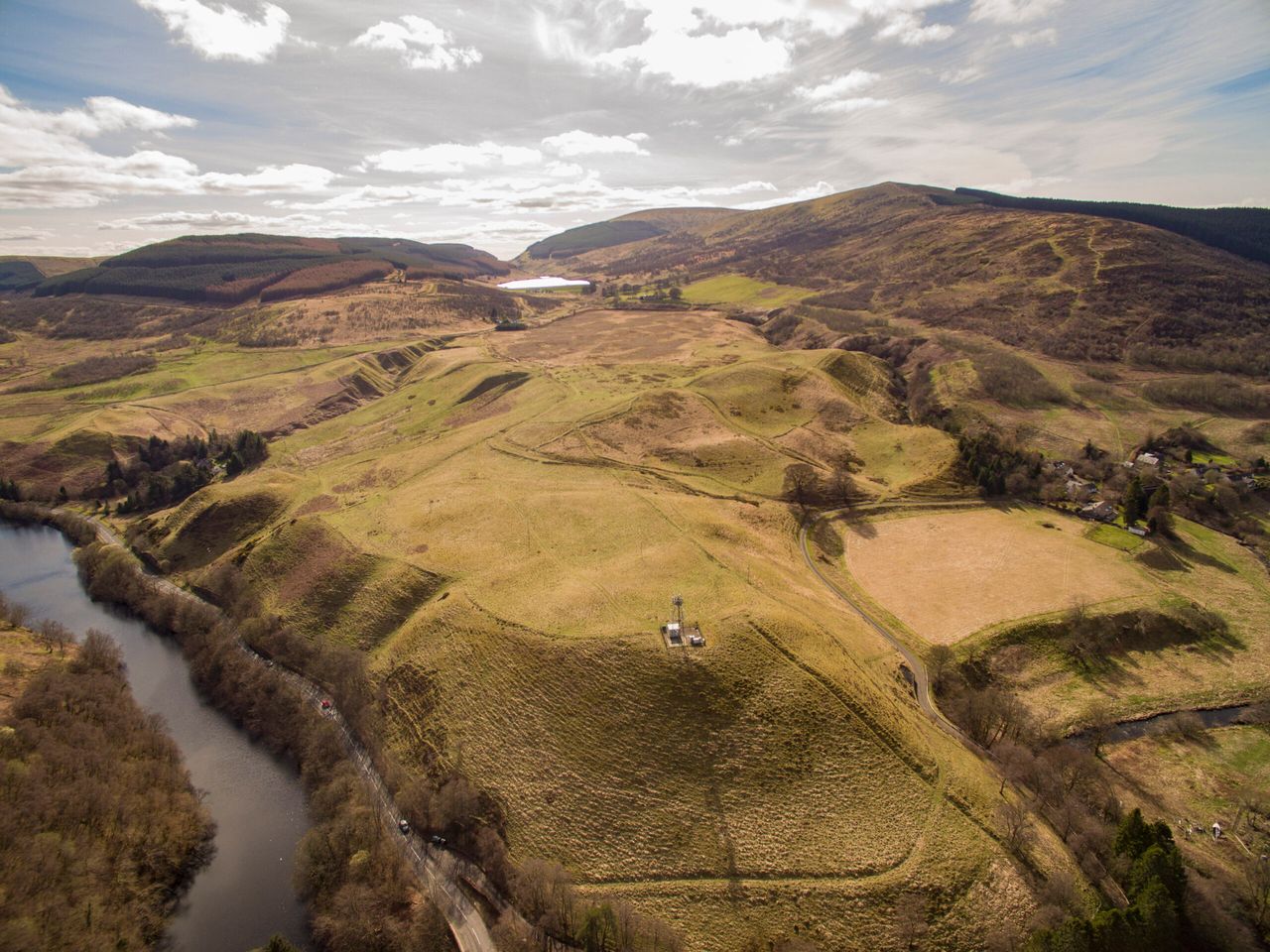 141ac of hill ground and pasture land for sale includes telecoms mast lease