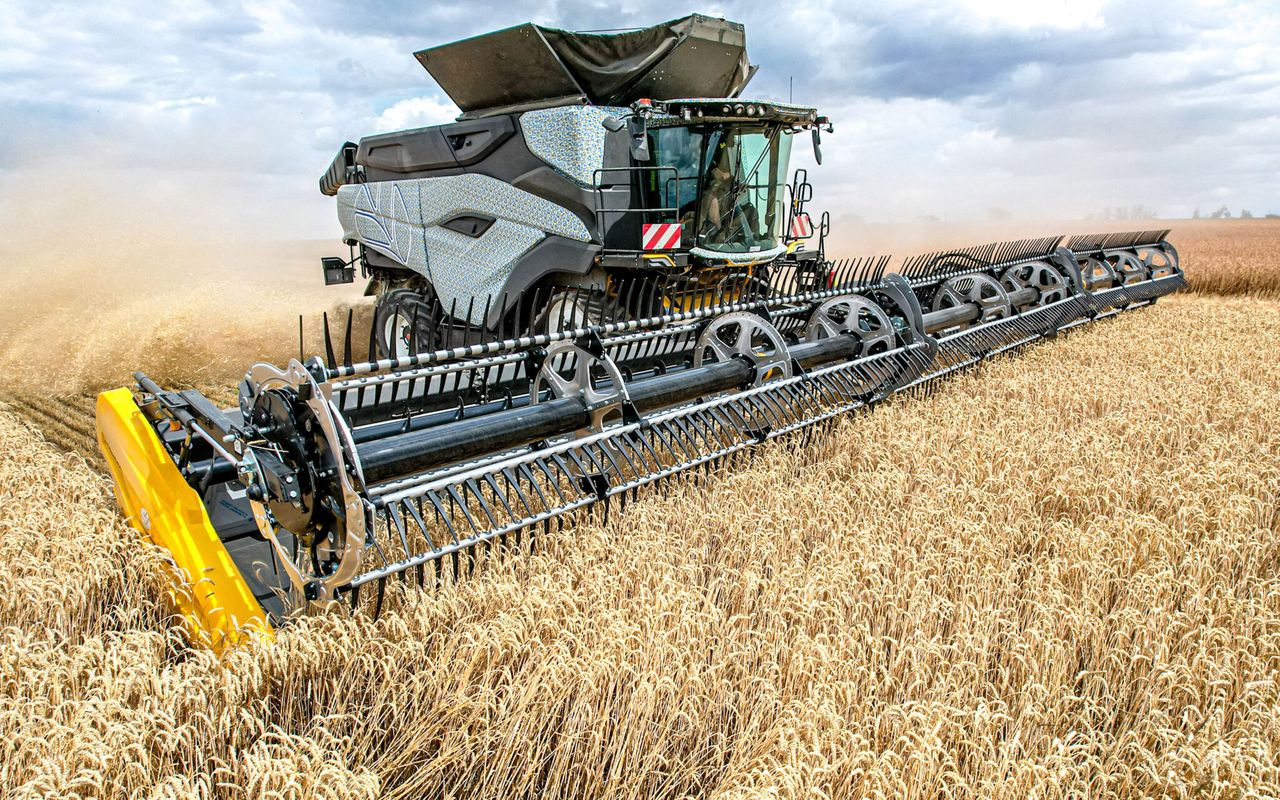 DLG awards gold medal to New Holland combine