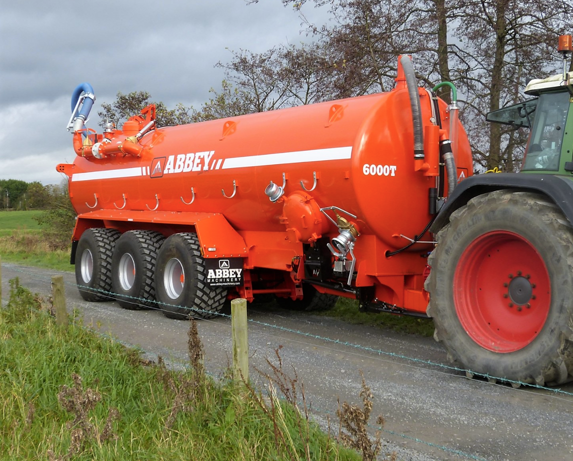 '6,000' new reasons to plumb for a tri-axle Abbey tanker