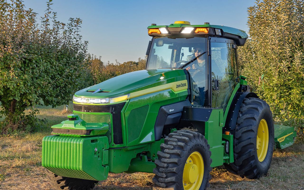 Is John Deere’s future business model subscription based? - Agriland.co.uk