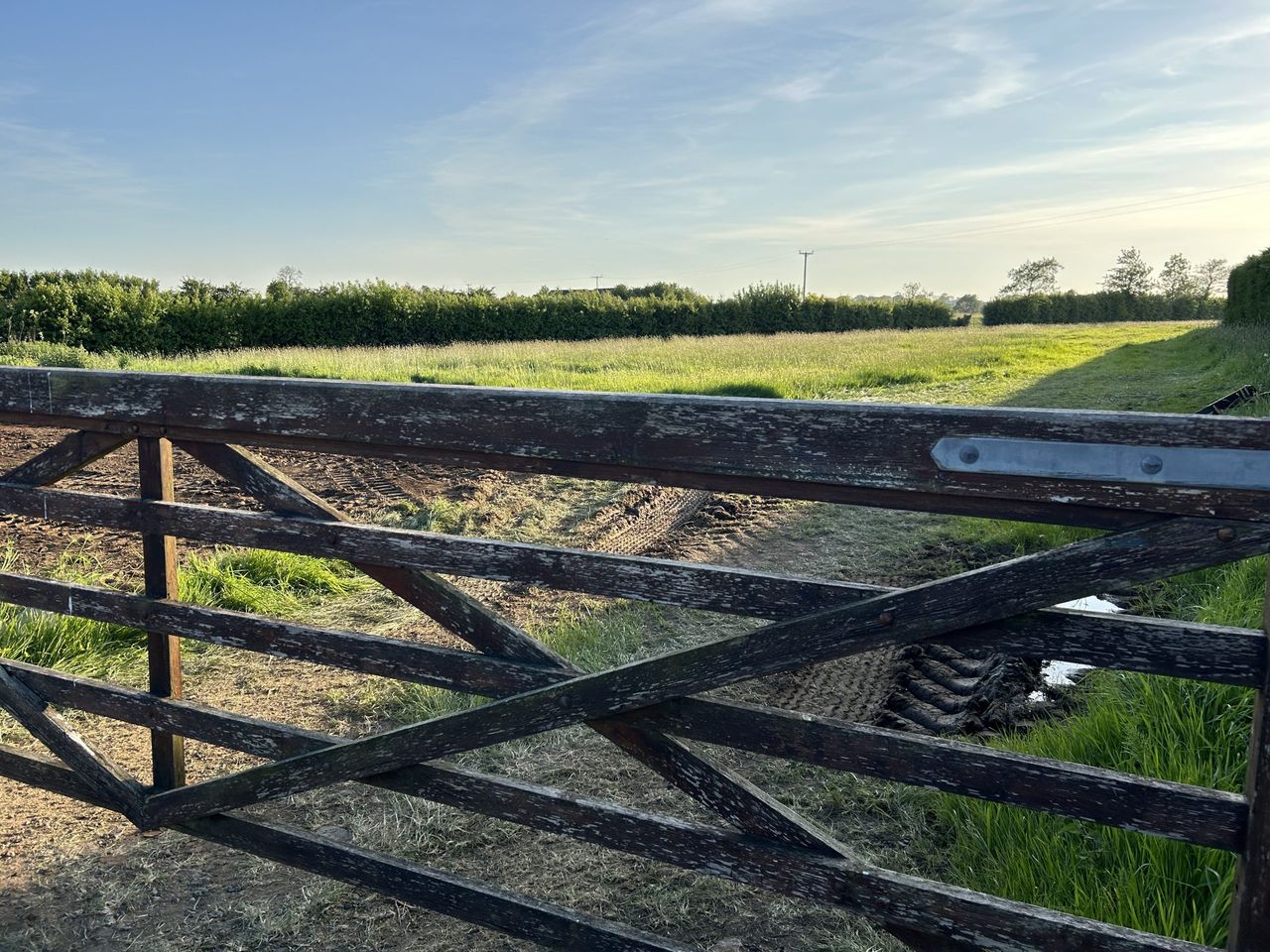 What is the average income for a farmer in Northern Ireland?