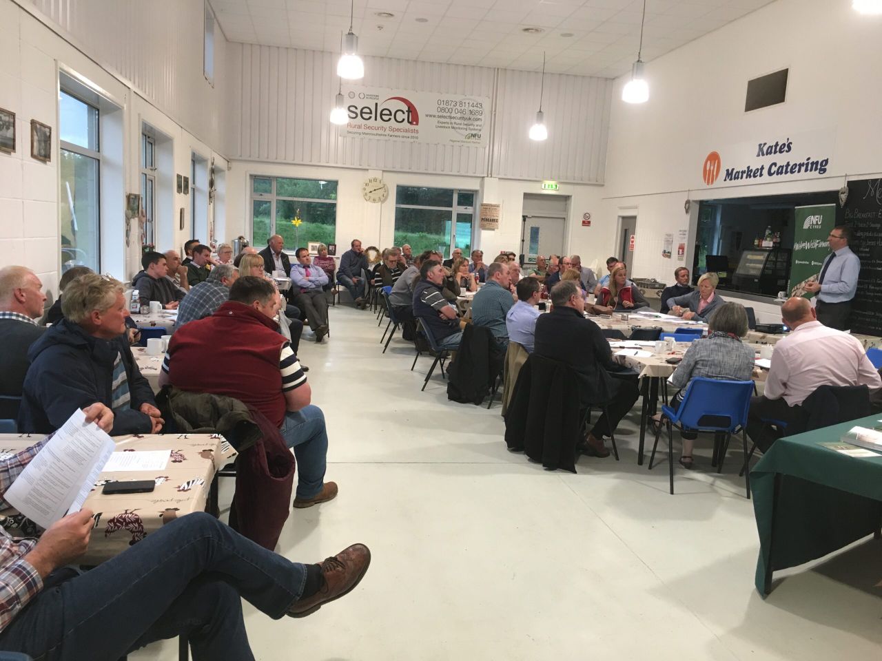 Tenant farmers meet to discuss Agricultural Tenancy Reform