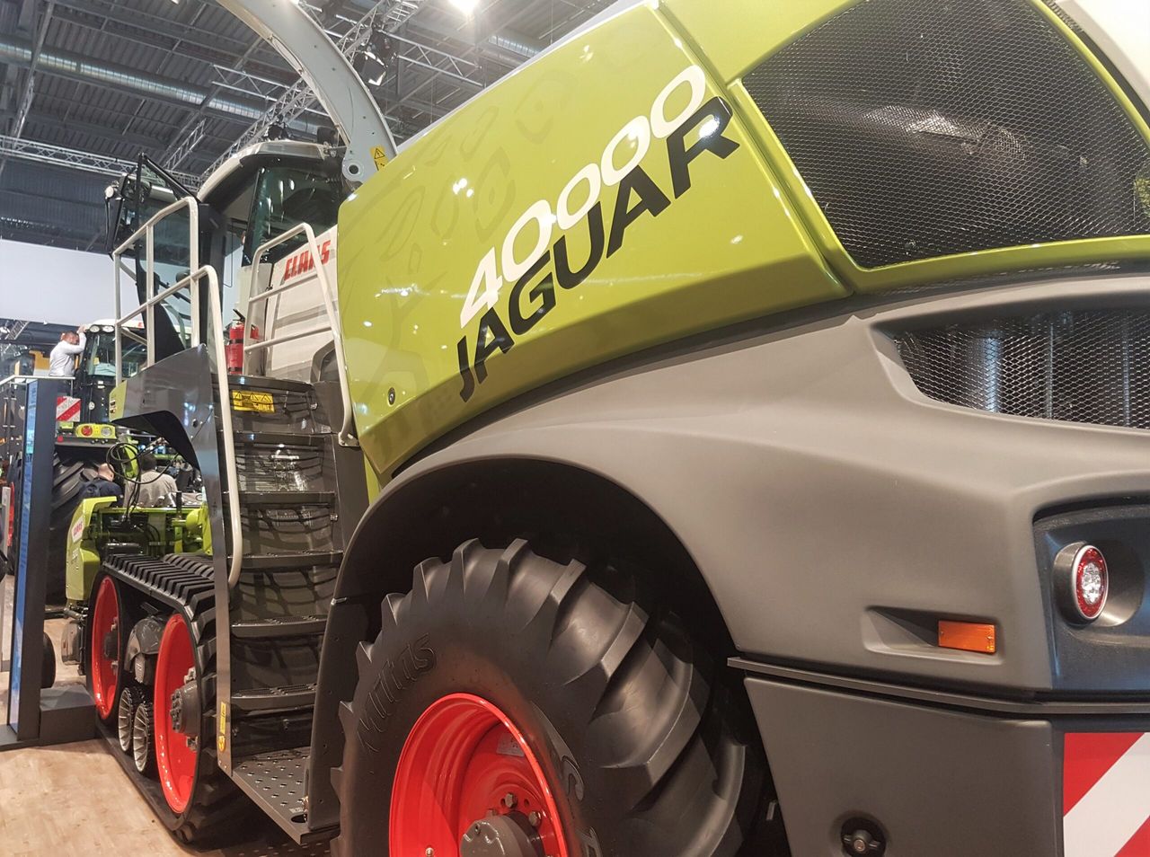 SIMA 2019: 40,000th Claas Jaguar ‘tracks’ into view