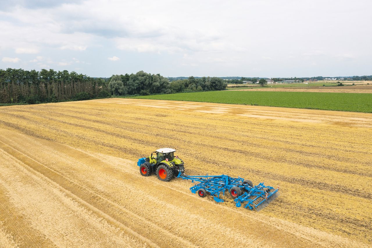 Lemken unveils its new Karat 10 cultivator