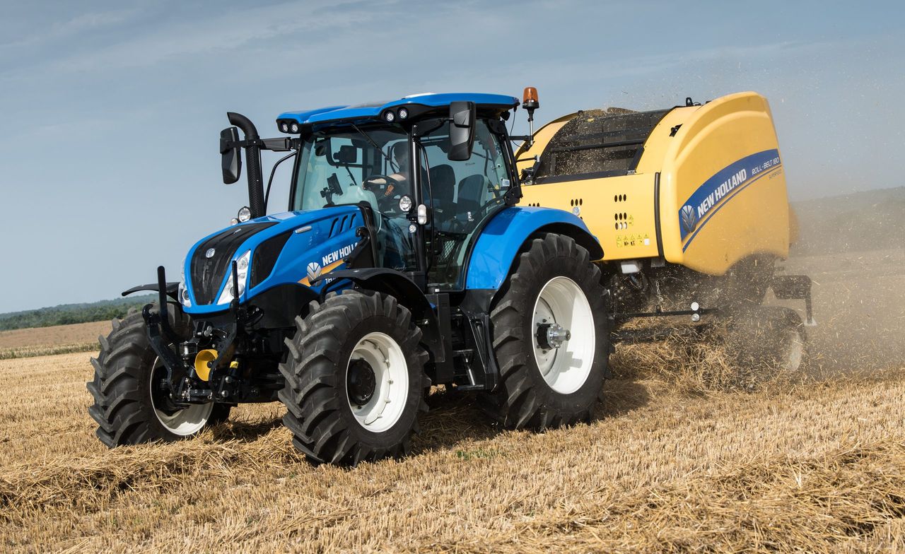 New dual-clutch, 8-speed powershift from New Holland