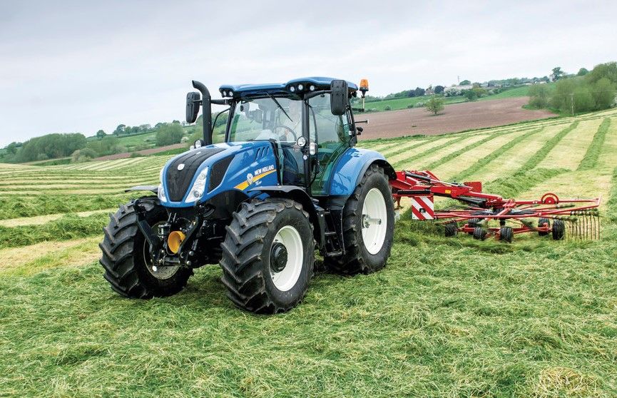 New Holland looks back on 100 years of tractor history