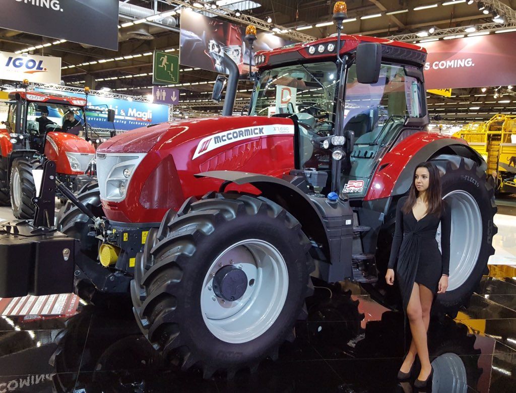 Tractor manufacturer embarks on South African expedition