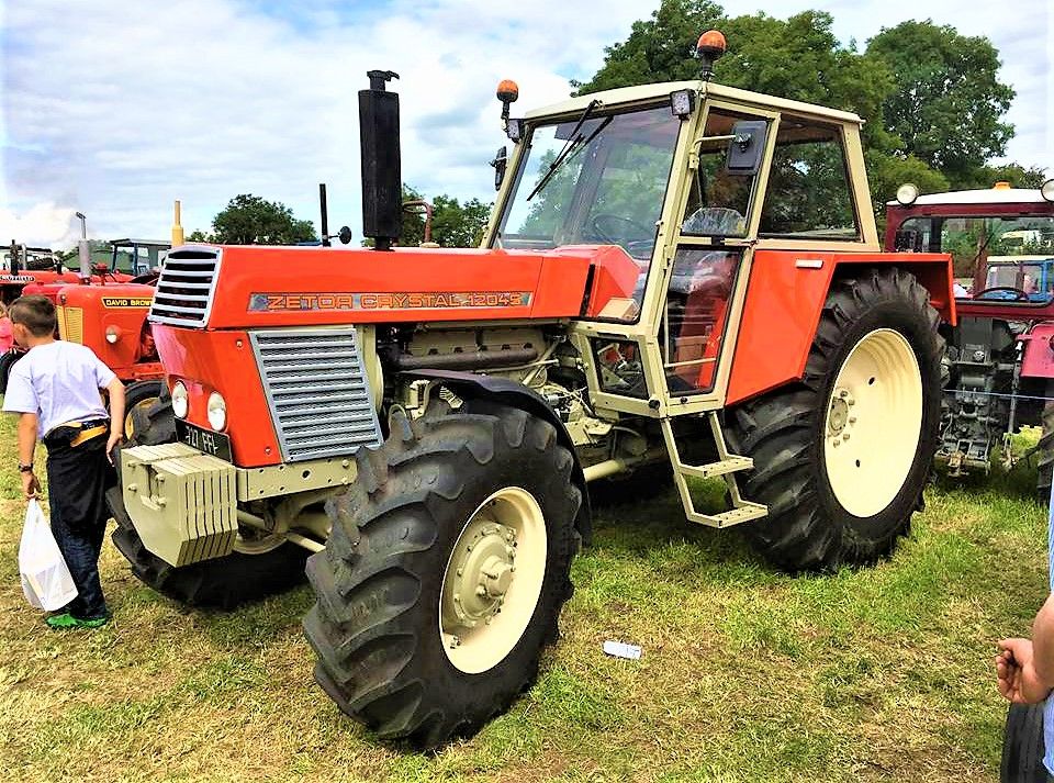 Pics: Classic and vintage tractors draw the punters at Moynalty festival