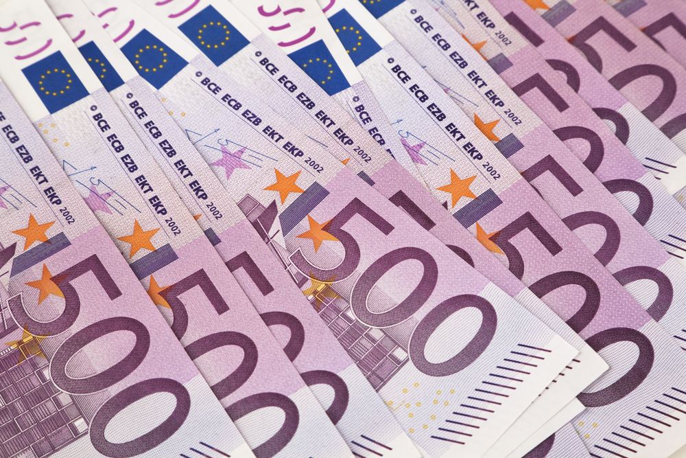 Parity between the Euro and Sterling cannot be ruled out