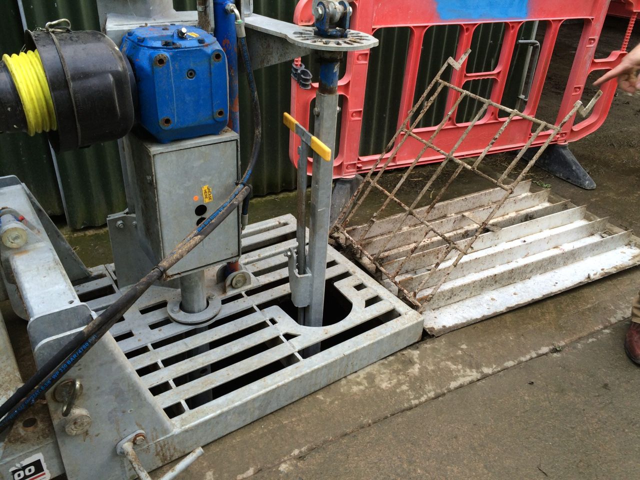Farmers urged to remember ‘slurry mixing code’ during spreading season