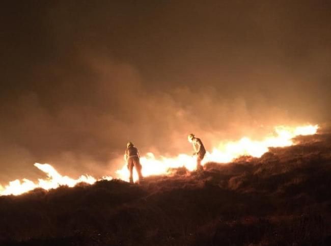 2 major wildfires being fought by fire crews in Dartmoor and Bodmin Moor