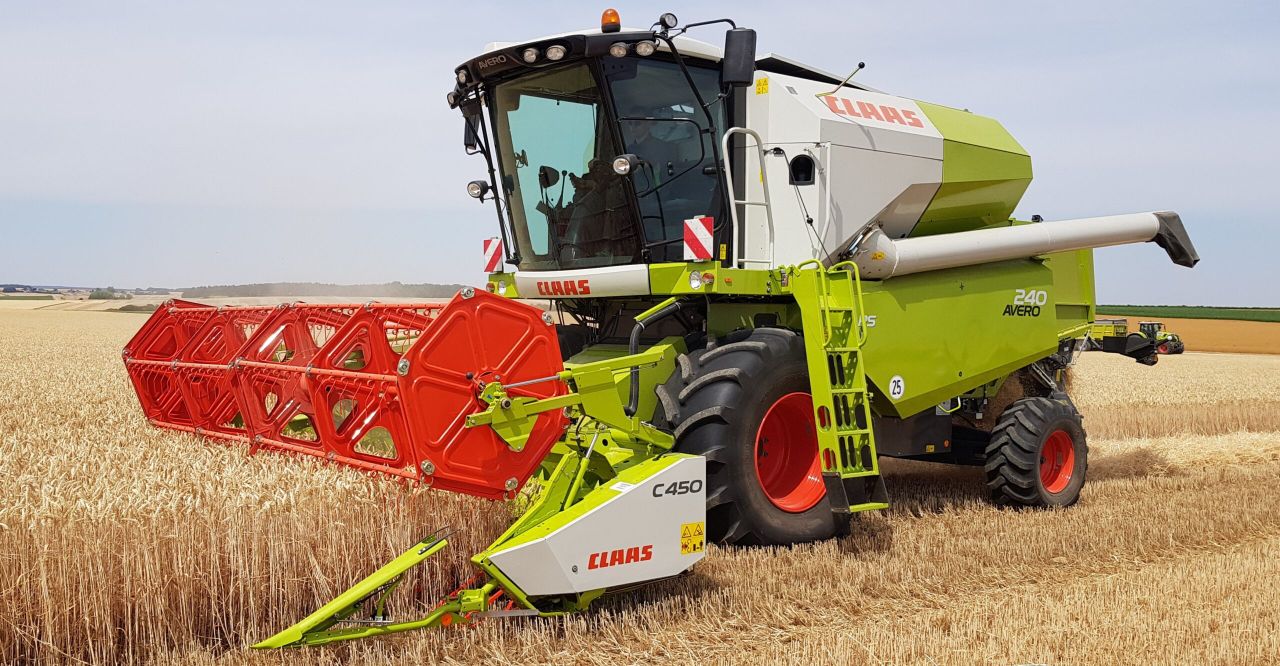 Claas Avero swaps Perkins engine for 6.7L Cummins