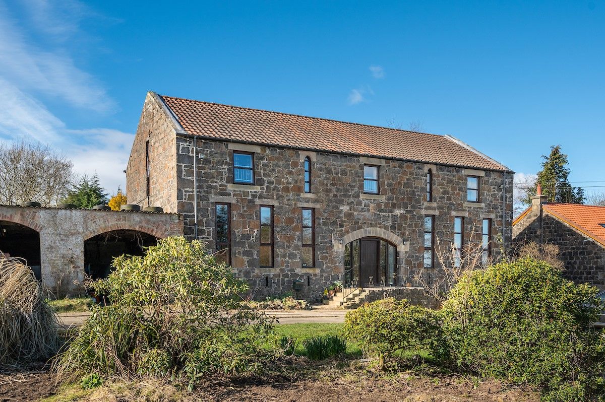 23ac 2 Blackfaulds Farm hits the Scottish market