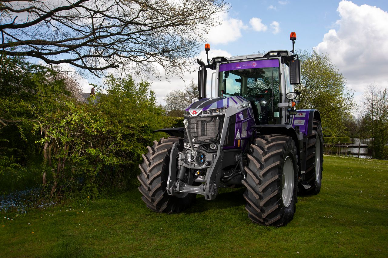 Massey Ferguson's MF 8S gets special Jubilee makeover