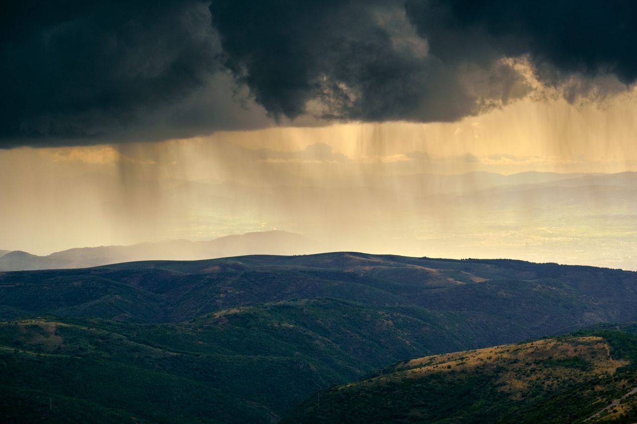 Thunderstorm warning issued for Northern Ireland