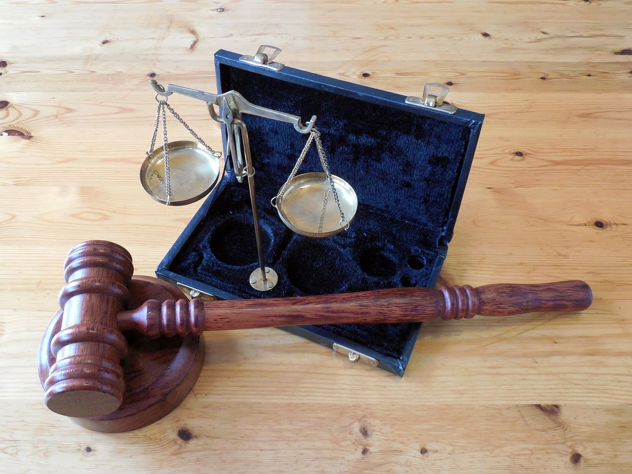 Man given community service for breaches of vet medicines laws