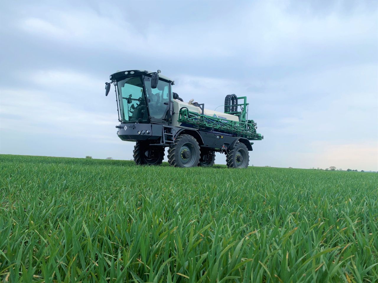 Househam sprayer operators to ‘travel in Claas’