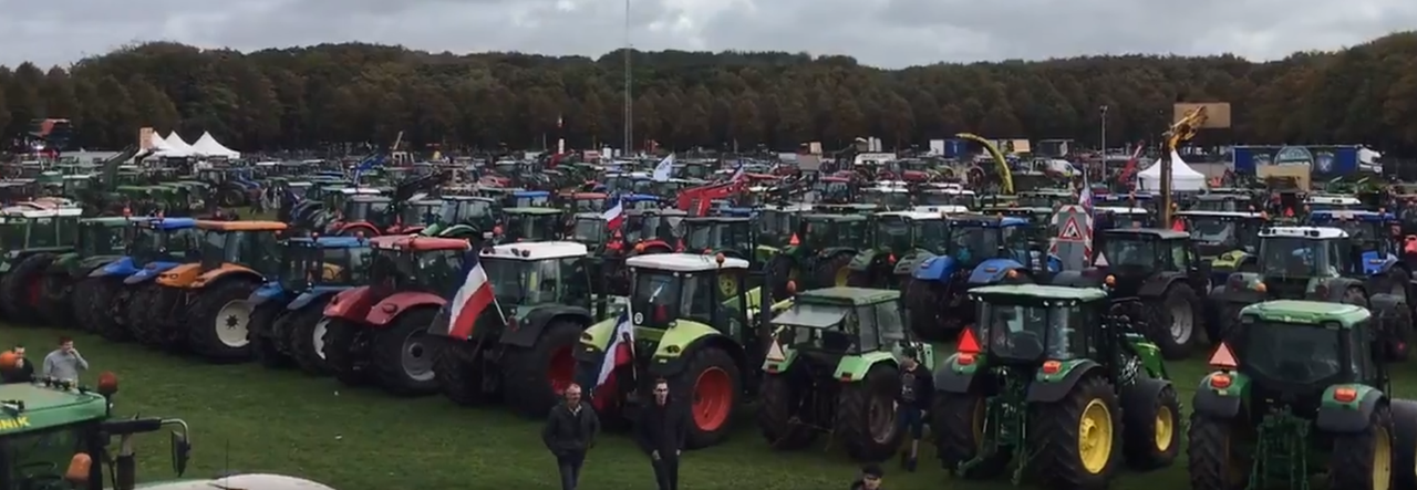 Around 400 tractors descend on Dutch capital to protest ‘negative image’