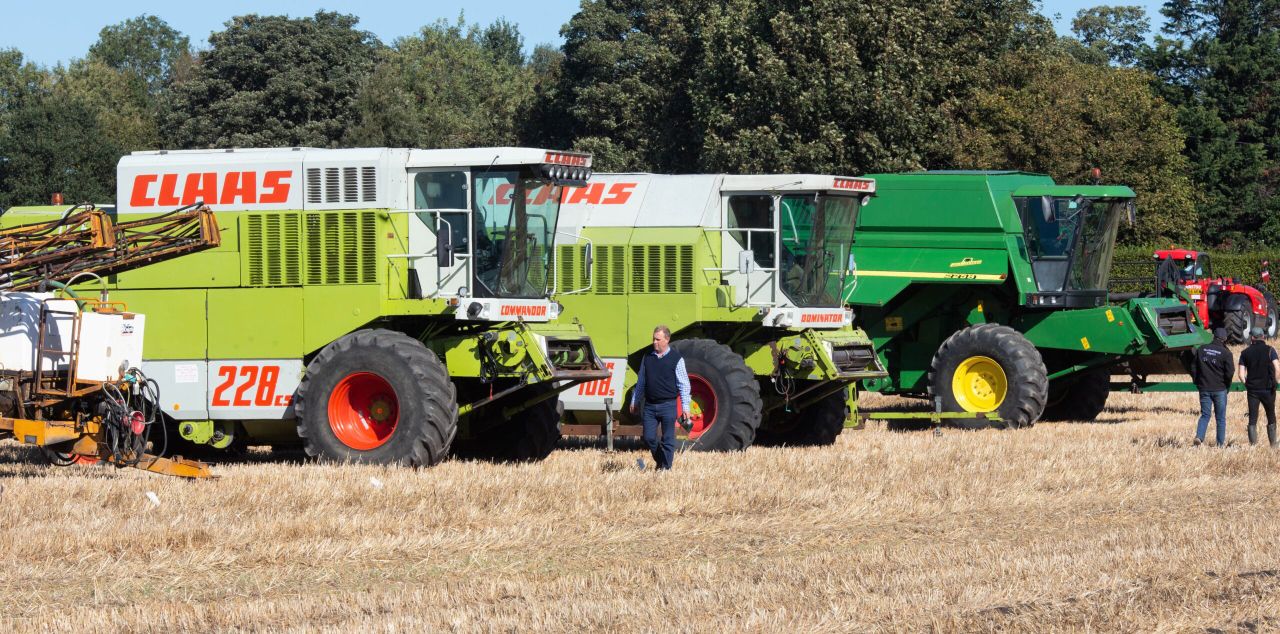 Auction report: Combines and tractors in the mix at dispersal sale