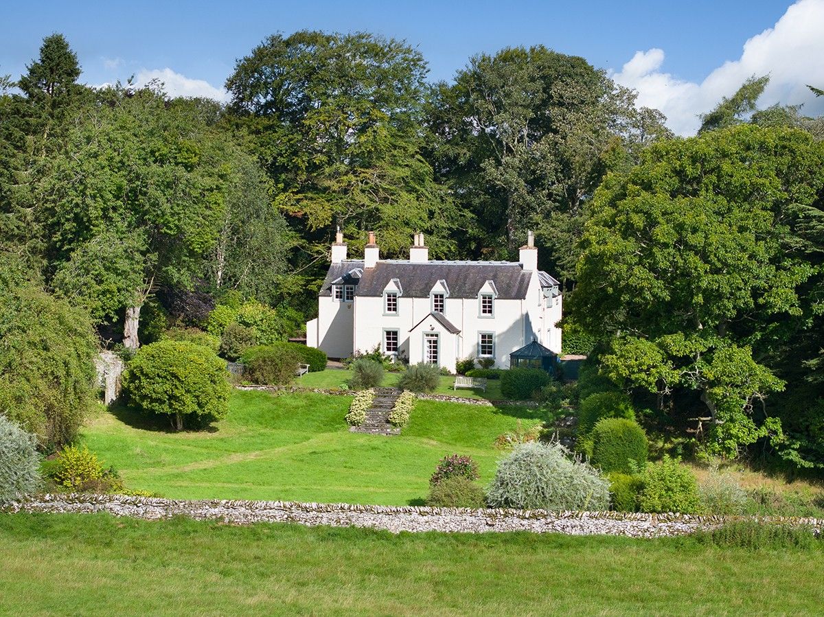 183ac Eastfield estate in Scottish Borders enters the market