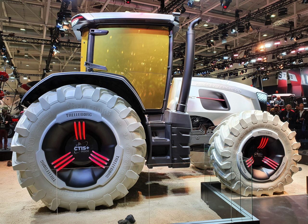 Will the replacement for MF’s 7700 S series look like this…late next year?