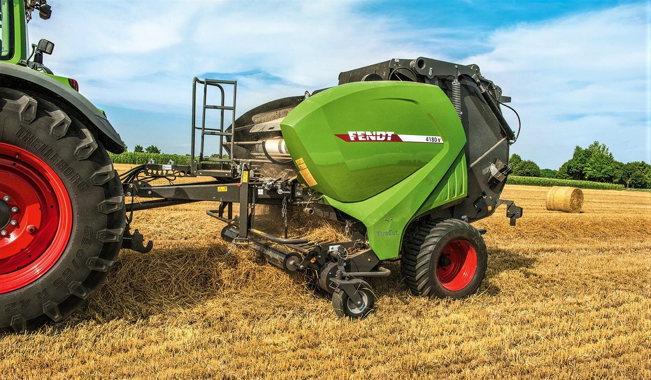 Updated: Fendt unveils 'green' Welger balers and Lely Tigo wagons