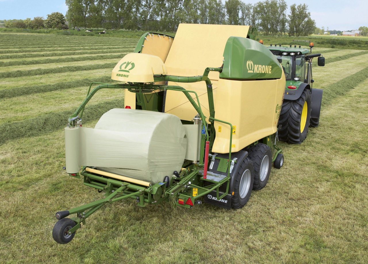 Weigh your bales on-the-go with this ‘combi’ baler-wrapper