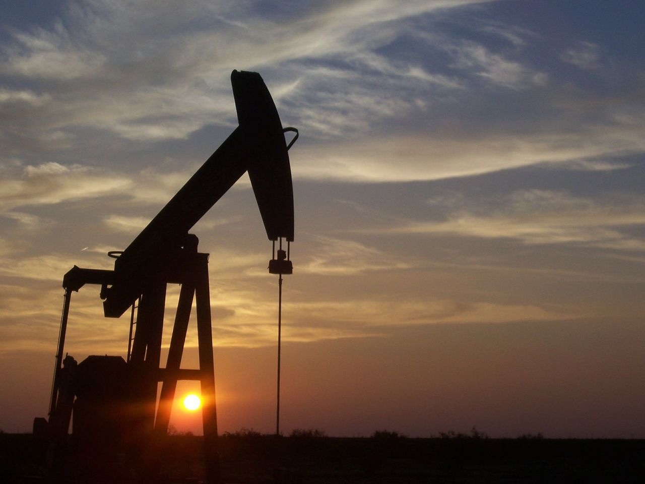 Calls for public to object to fracking licence application in Northern Ireland