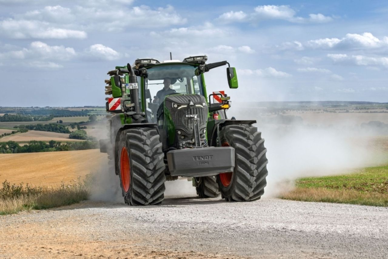 Fendt 832 Vario achieves ‘record result’ in DLG PowerMix test