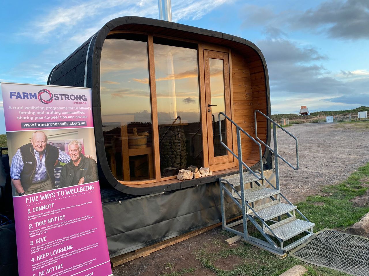 Farmer sauna event provides 'relaxed atmosphere with a sense of unity'