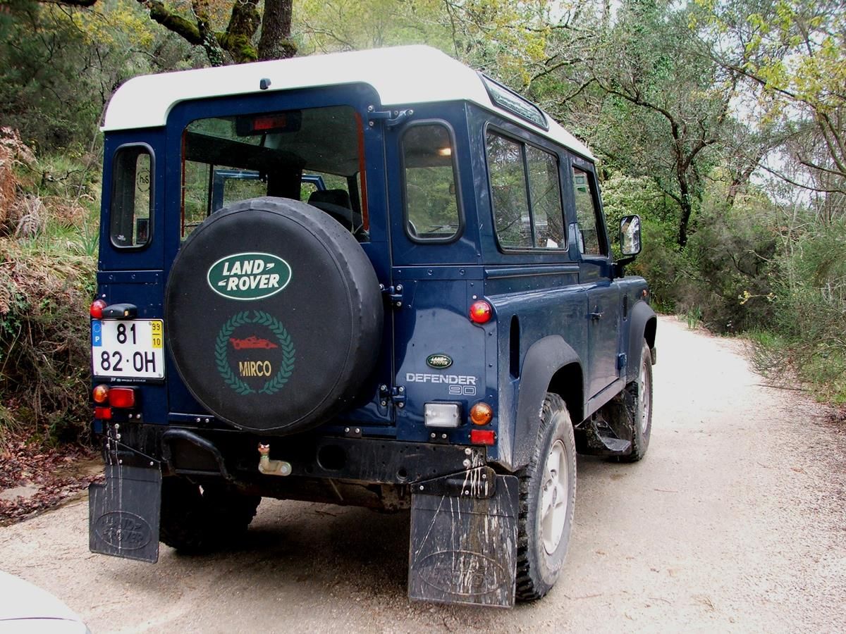End of Land Rover Defender production sparks spate of UK thefts