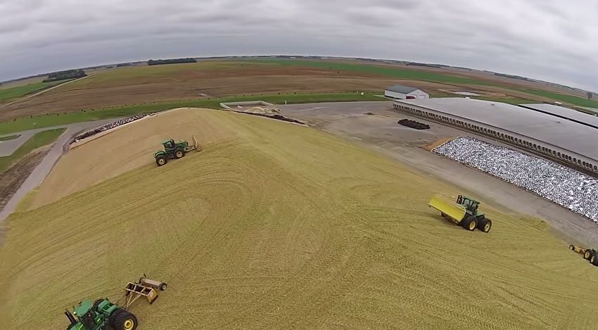 Video: Is your silage pit as big as this one in the US?