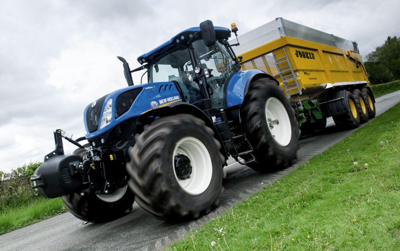 Package of upgrades for 'Long Wheelbase' T7 tractors
