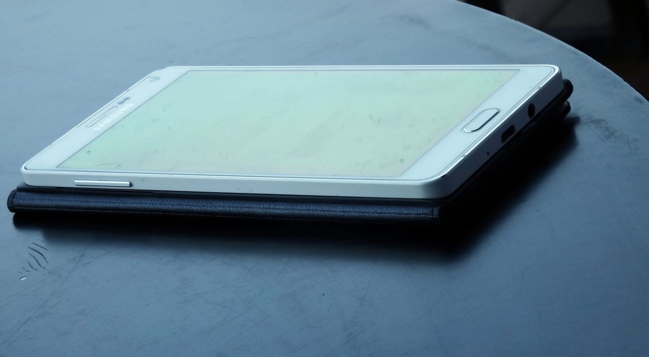 How will mobile phone charges between Ireland and the UK after Brexit be affected?